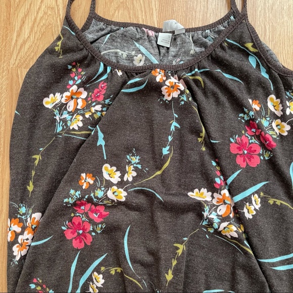 Old Navy Floral Tank Top - Picture 3 of 5